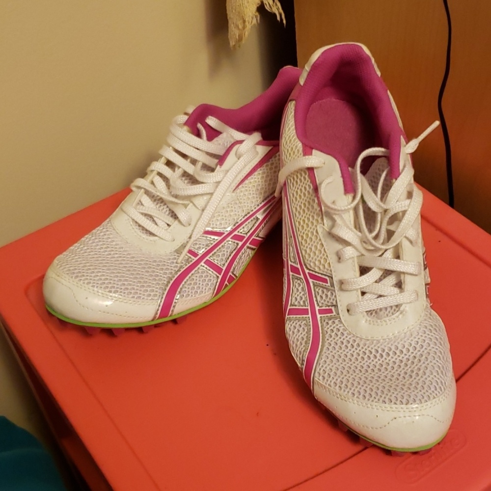 Spikes